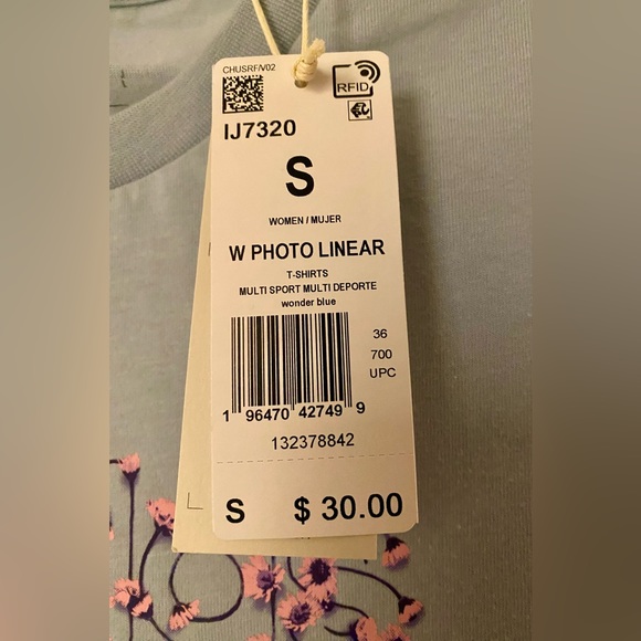 Adidas Women’s Crew Neck Short Sleeve T-Shirt Size Small with Pink Flower Design - Picture 2 of 4